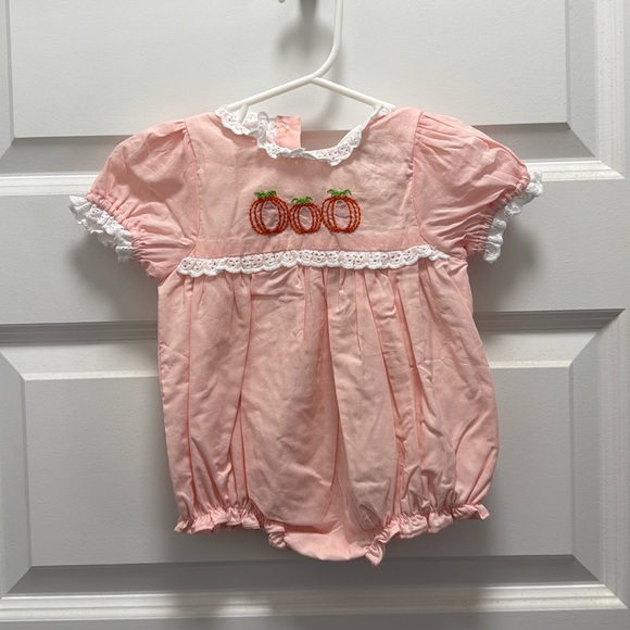 smockingbird Other - Smockingbird Baby Pumpkin Bubble (6M) Never Worn!